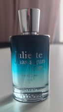 Juliette Has A Gun - Pear inc